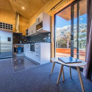 Apartment Mountain View